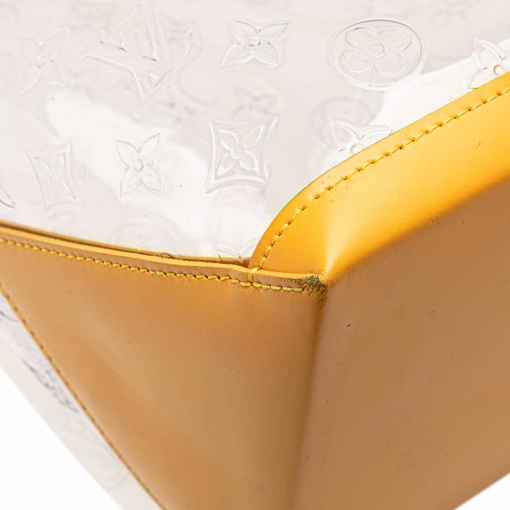 Louis Vuitton Limited Edition Brazil 500th Anniversary Monogram Vinyl Clear Cabas - Detail 2
