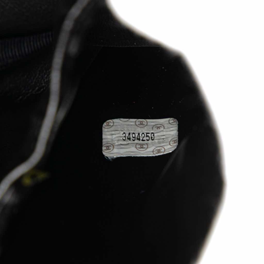 Chanel CC Caviar Vanity Case - Detail 2