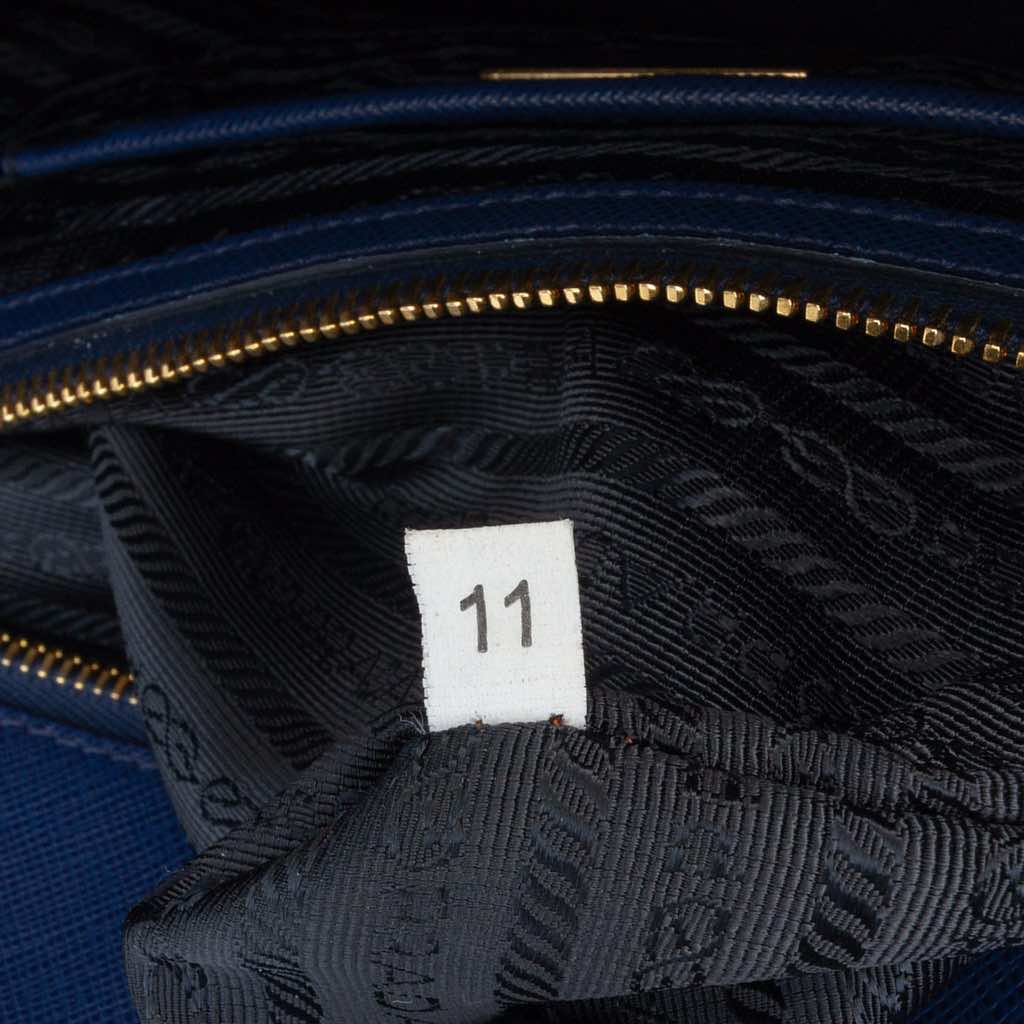 Prada Large Saffiano Lux Galleria Double Zip Satchel - Detail 1