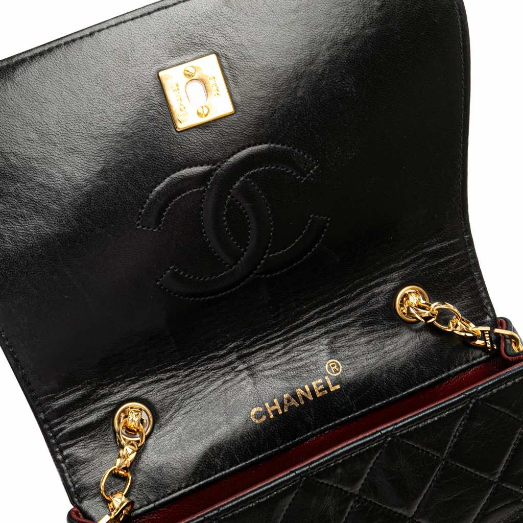 Chanel CC Quilted Lambskin Bijoux Chain Curved Full Flap - Image 10