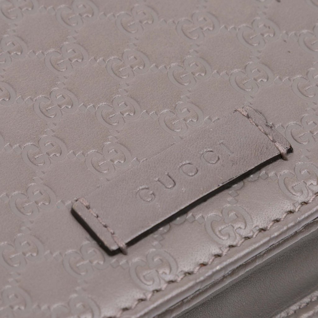 Gucci Microguccissima Wallet on Strap - Detail 1