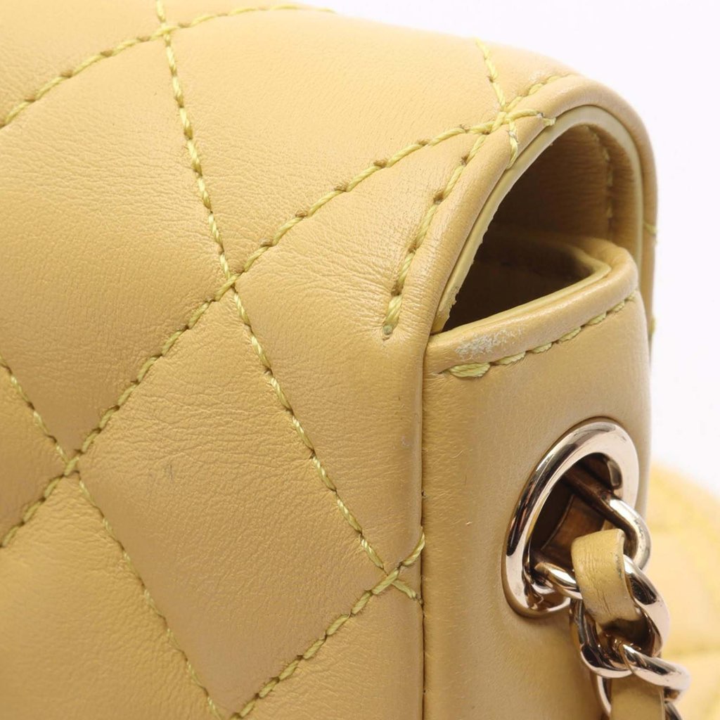 Chanel Quilted Lambskin Side Packs Flap - Image 14