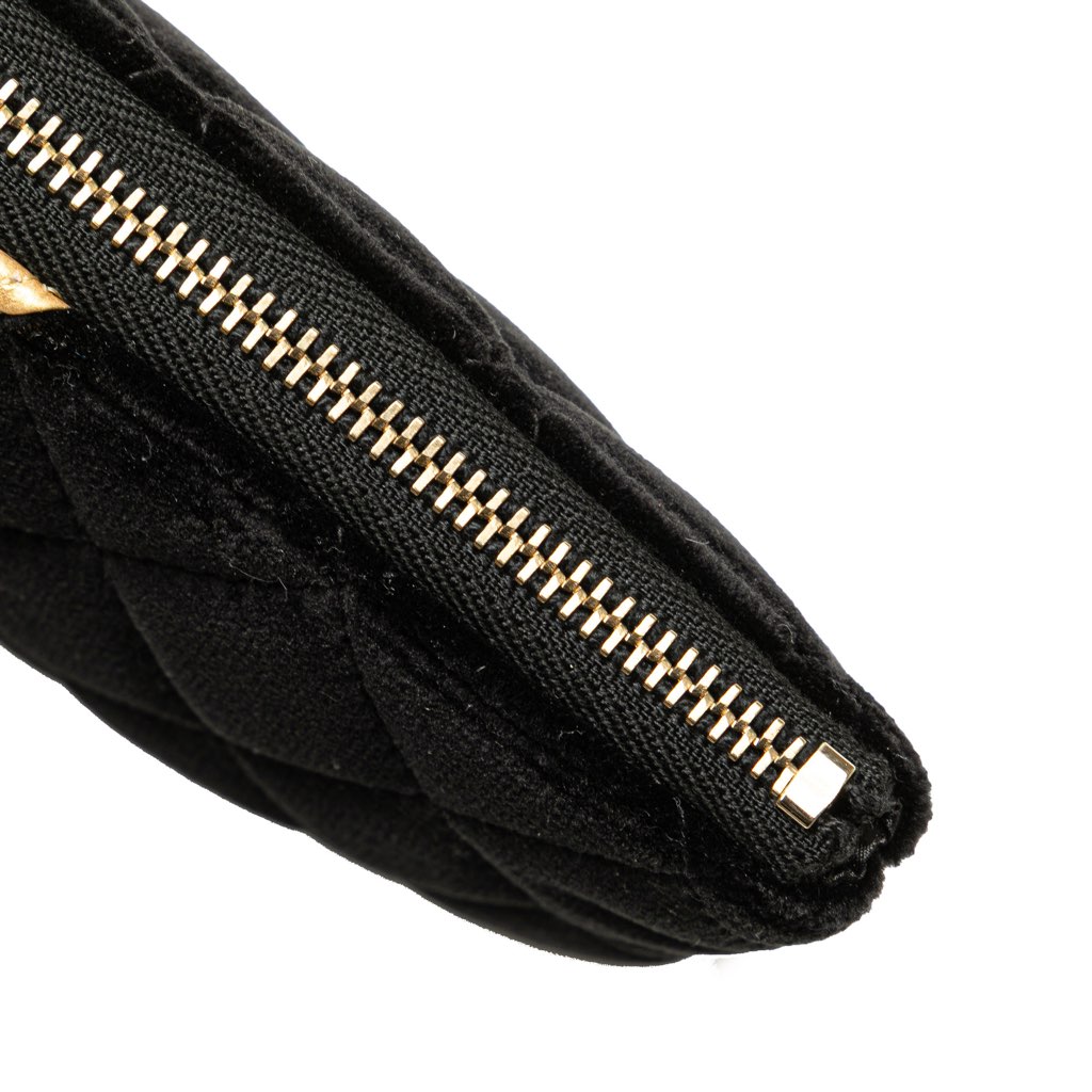 Chanel CC Quilted Velvet Camellia Pouch - Image 11