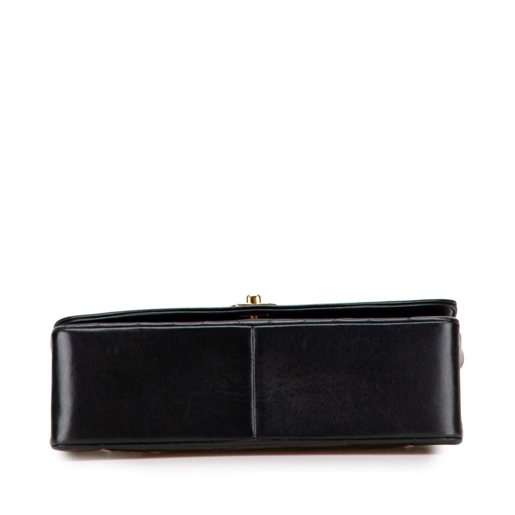 Chanel Medium Lambskin Diana Flap - Image 6
