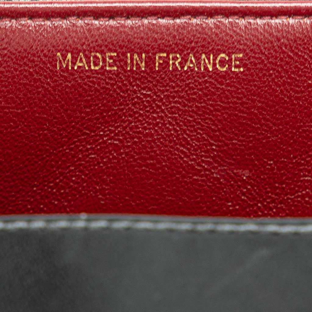 Chanel Medium Lambskin Diana Flap - Image 10