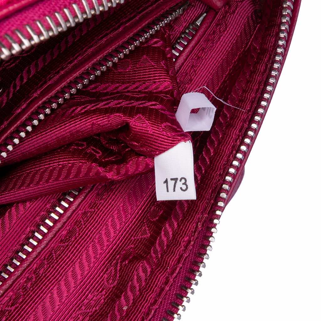 Prada Impuntu Tessuto Chain Crossbody - Detail 2