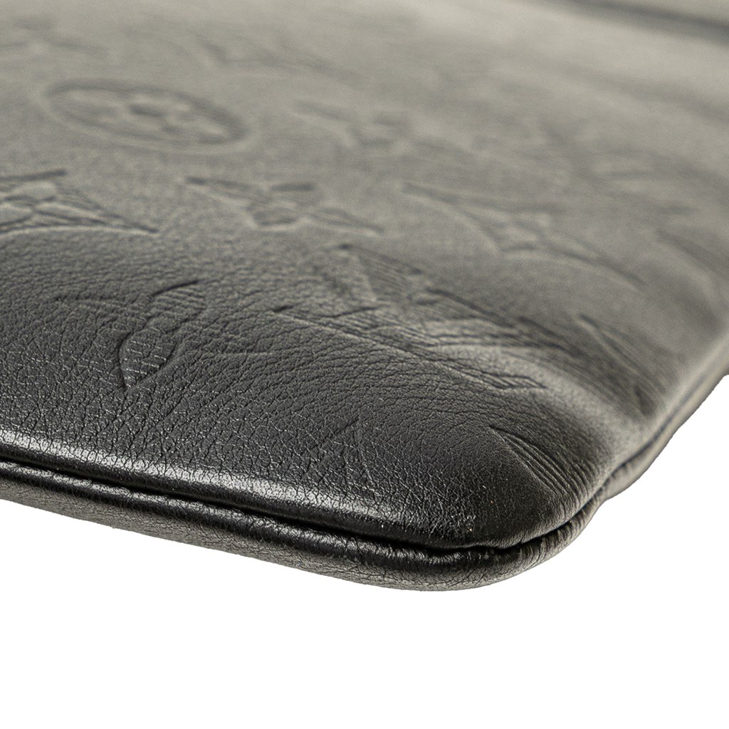 Louis Vuitton Monogram Shadow Discovery Pochette - Detail 2