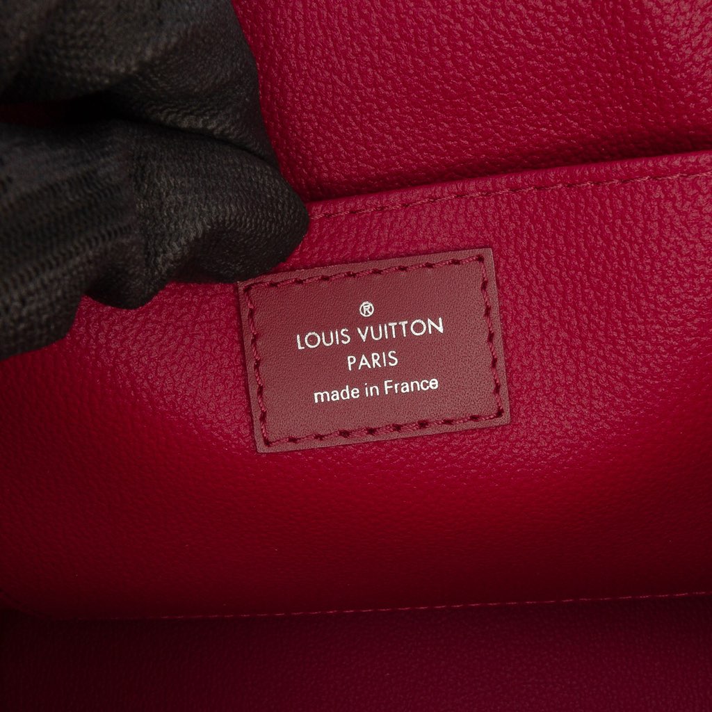 Louis Vuitton Epi Toiletry Pouch 26 - Detail 1