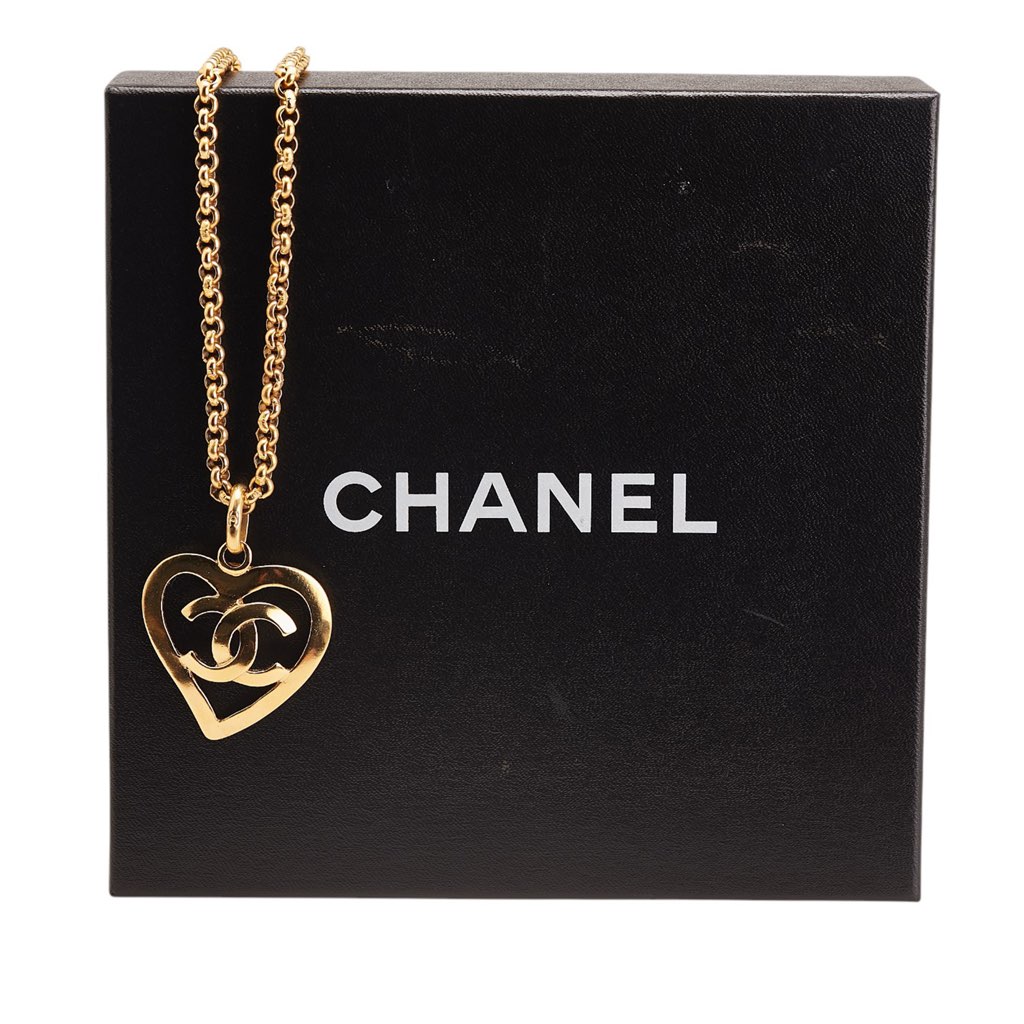 Chanel CC Gold Plated Heart Pendant Necklace - 5