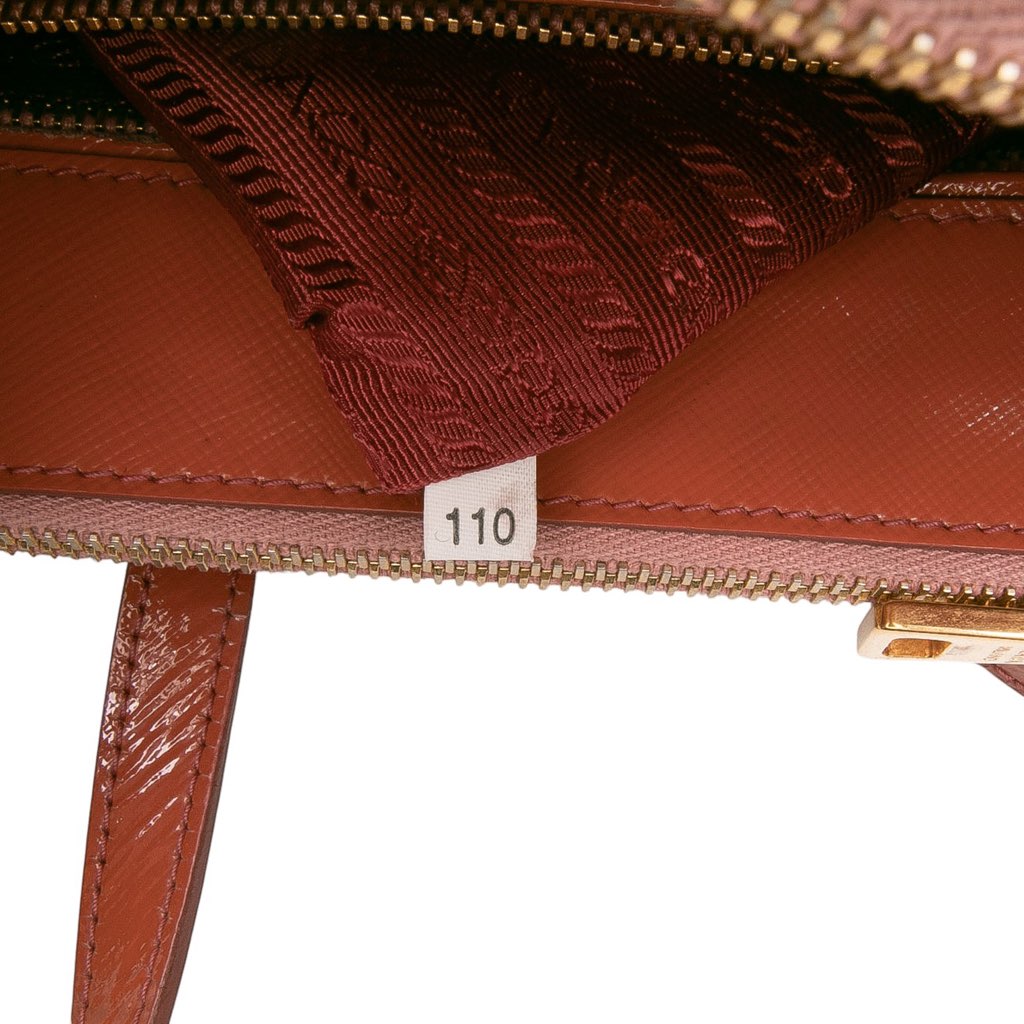 Prada Small Saffiano Vernice Galleria Double Zip Satchel - Detail 1