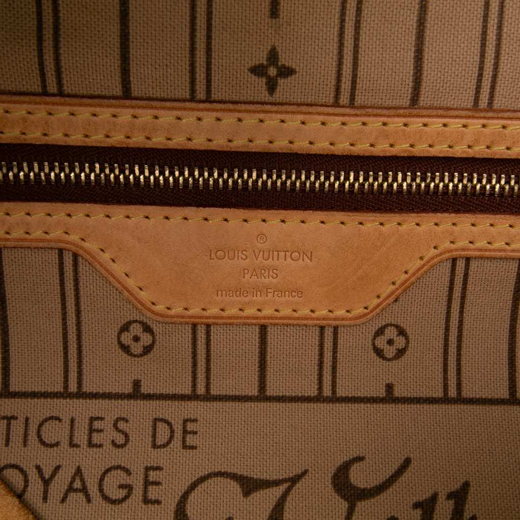 Louis Vuitton Monogram Neverfull GM - Side view