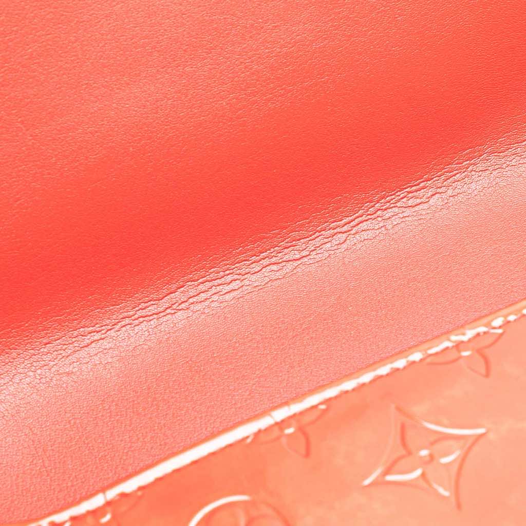 Louis Vuitton Monogram Vernis Thompson Street - Side view