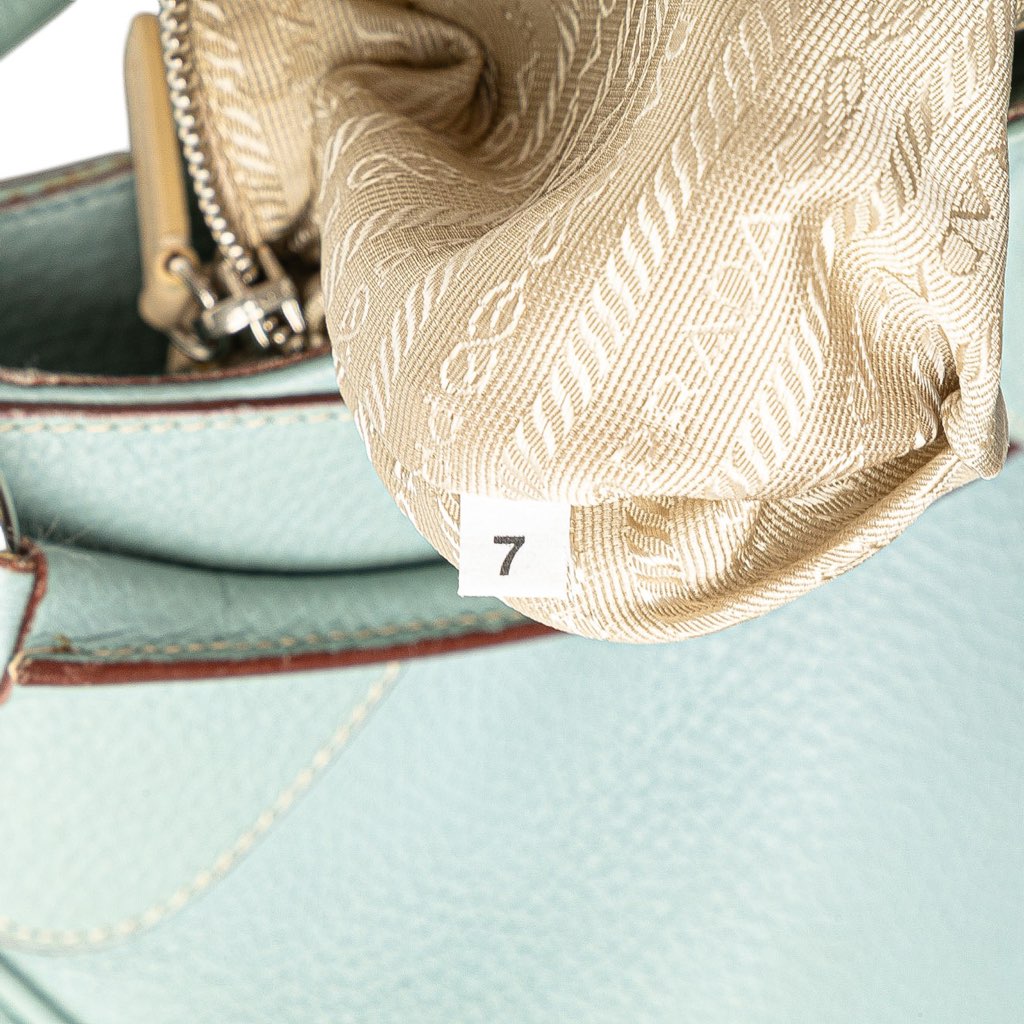 Prada Vitello Daino Shoulder Bag - Detail 2