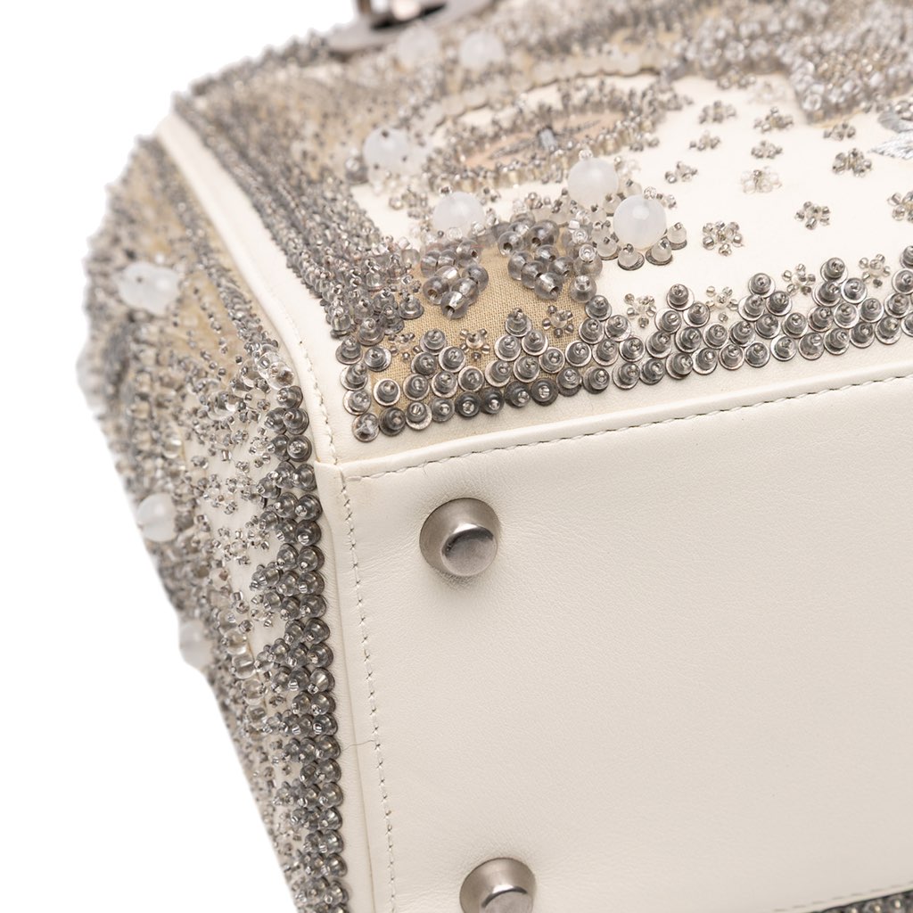 Dior Medium Lambskin Embroidered and Beaded Lady D Lite - Detail 2
