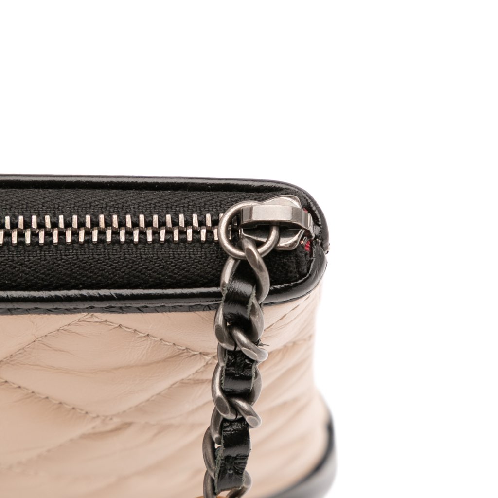 Chanel Large Aged Calfskin Gabrielle O Case Clutch - Detail 2