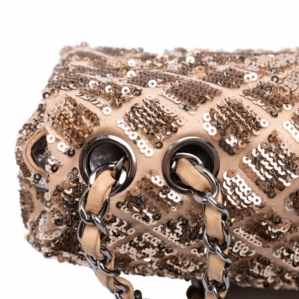 Chanel Medium CC Quilted Lambskin Sequin Single Flap - Image 12