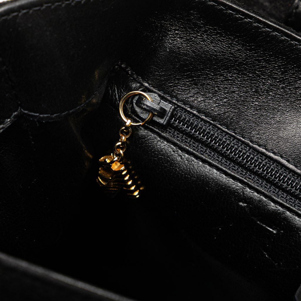 Salvatore Ferragamo Suede Handbag - Detail 1