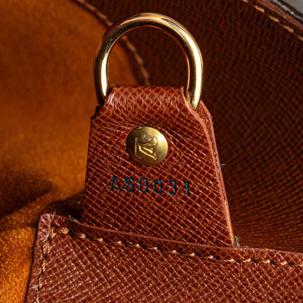 Louis Vuitton Monogram Musette Salsa GM - Detail 1