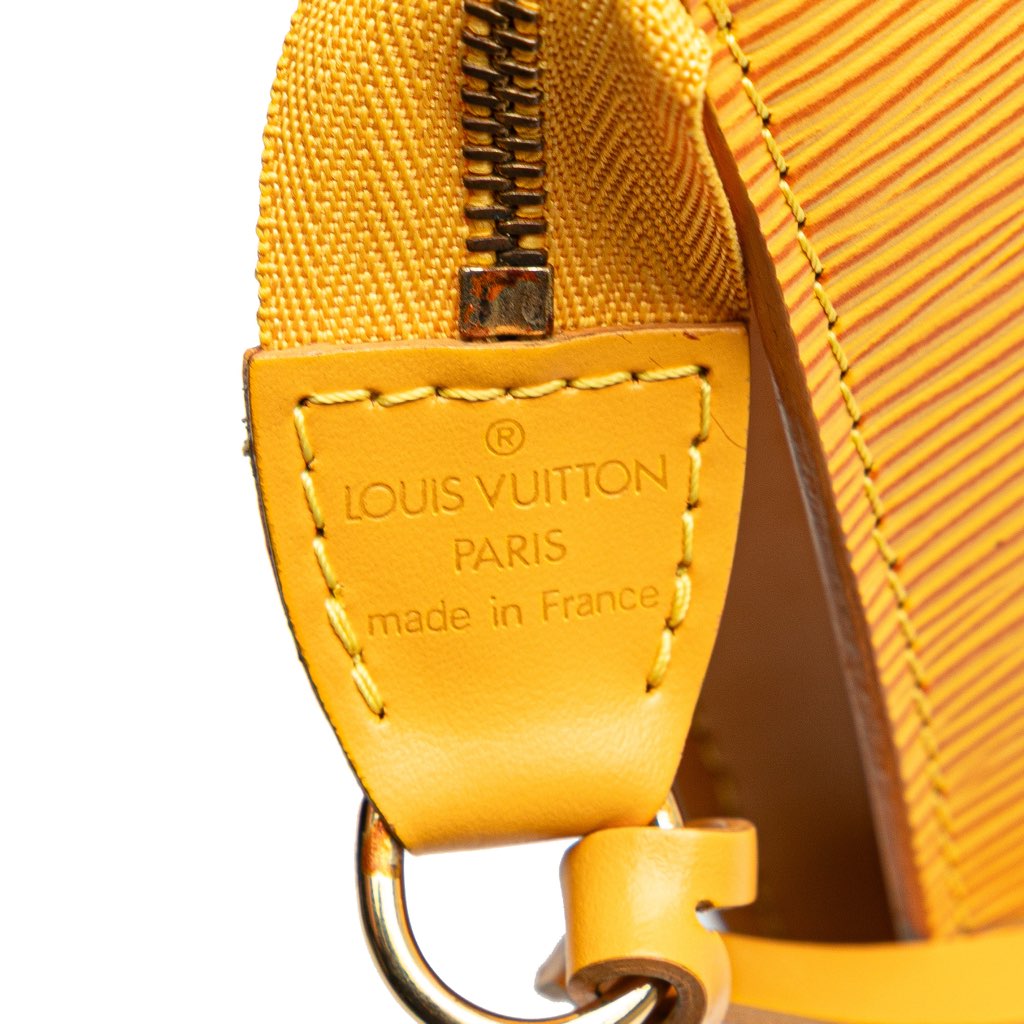 Louis Vuitton Epi Pochette Accessoires - Side view