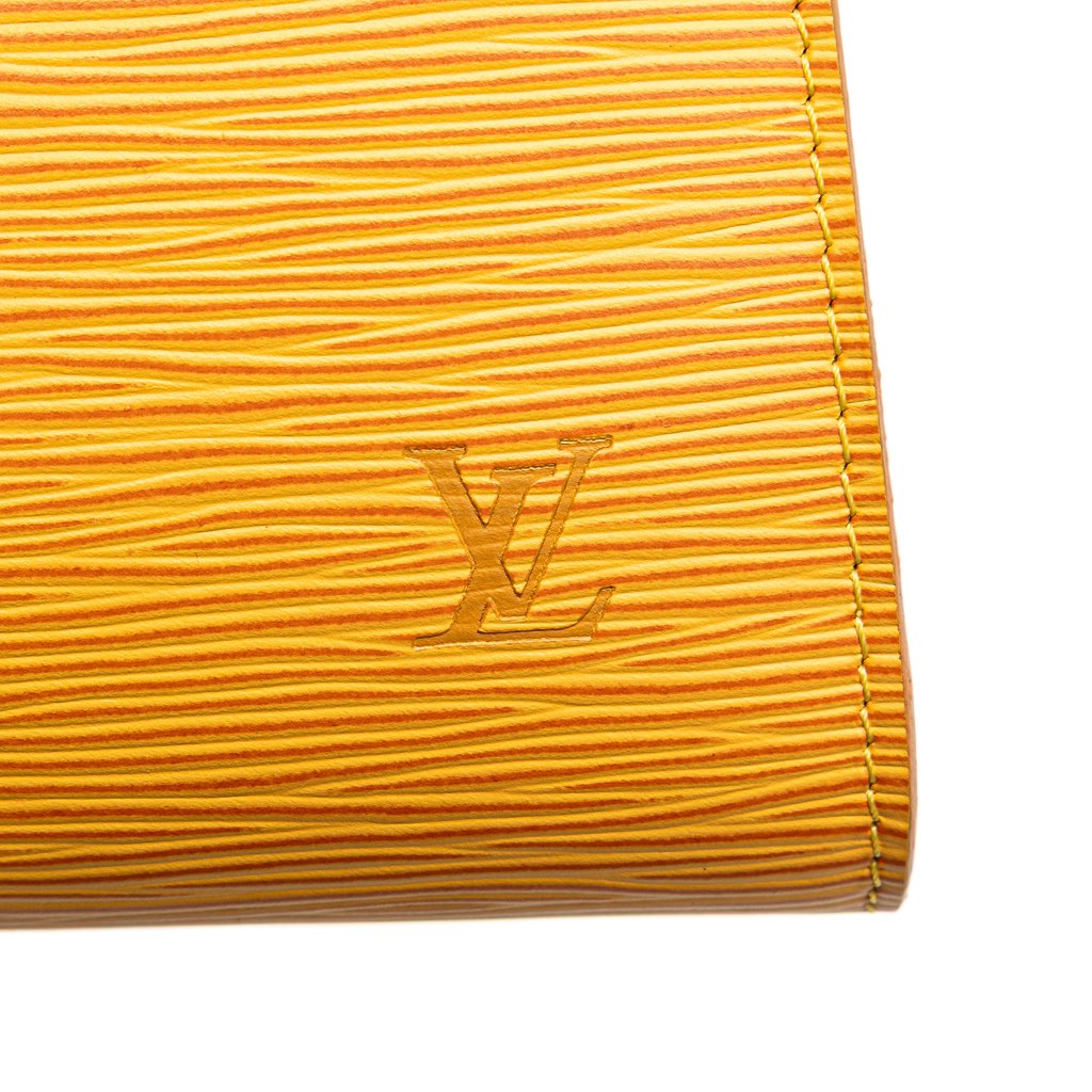 Louis Vuitton Epi Pochette Accessoires - Detail 2