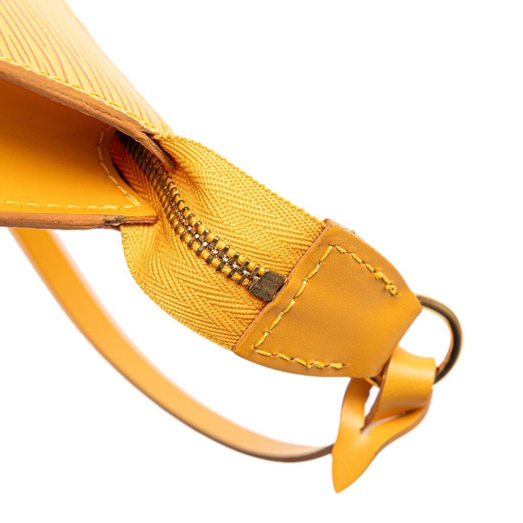 Louis Vuitton Epi Pochette Accessoires - Image 10