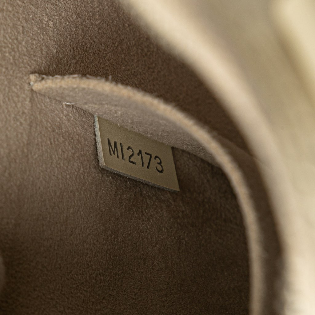 Louis Vuitton Epi Alma BB - Side view