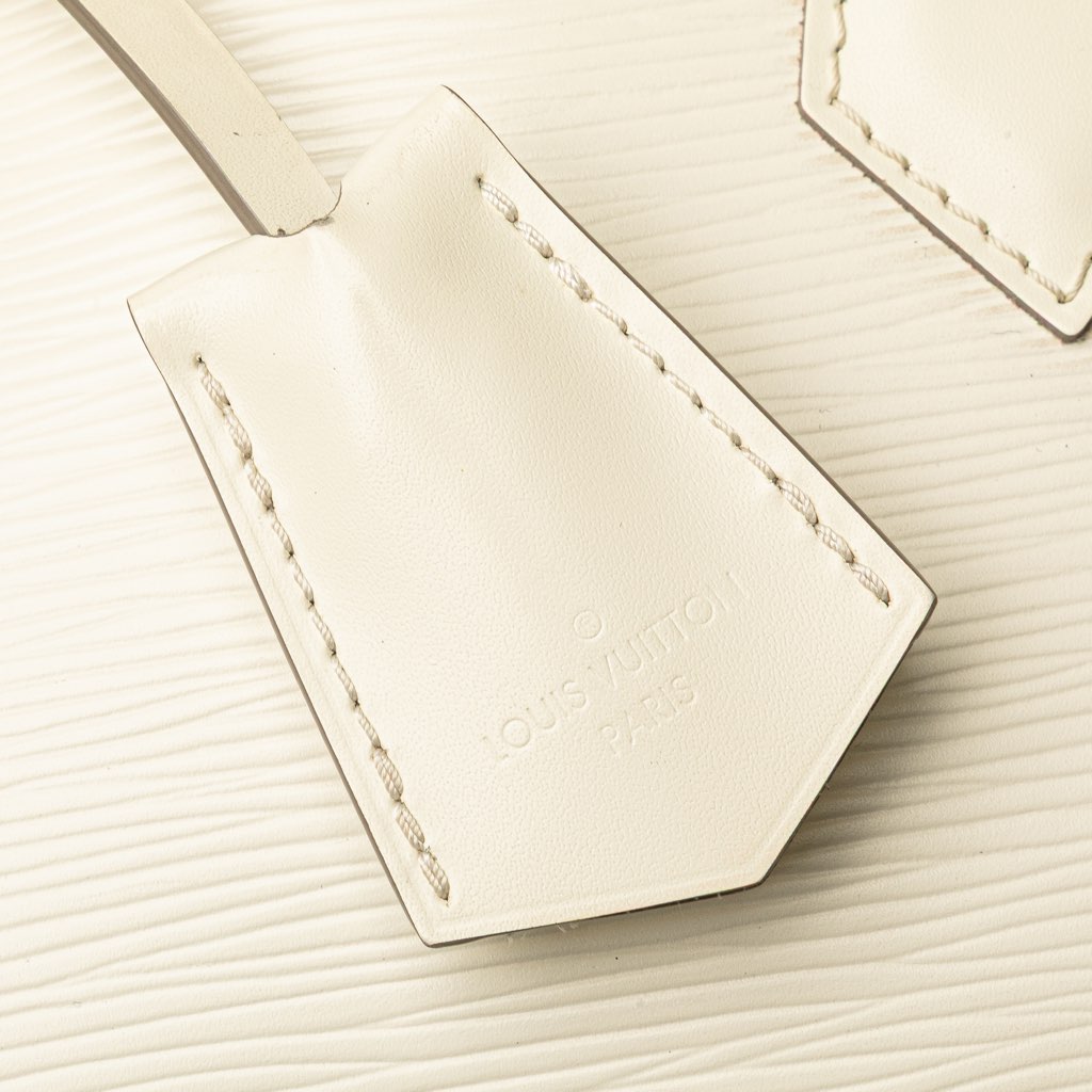 Louis Vuitton Epi Alma BB - Detail 2