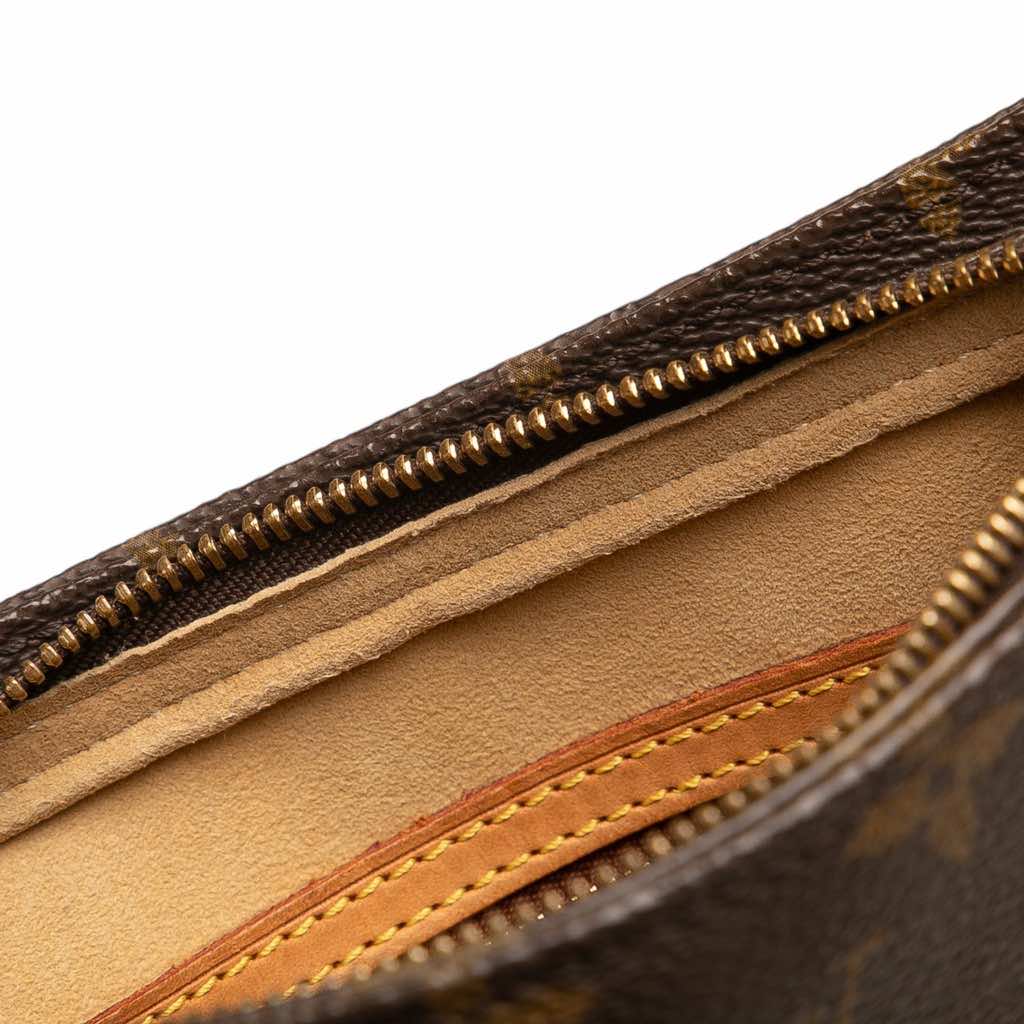 Louis Vuitton Monogram Looping MM - Detail 2