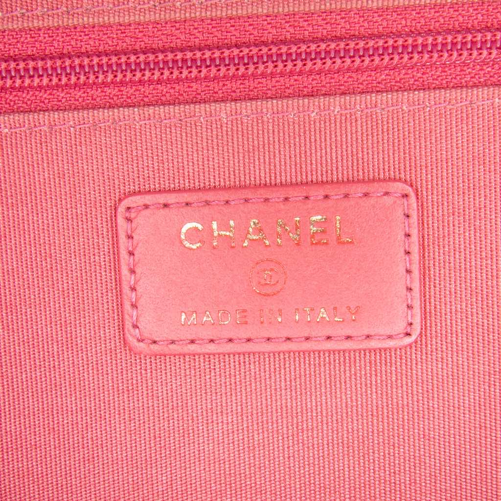 Chanel CC Tweed Wallet On Chain - Side view