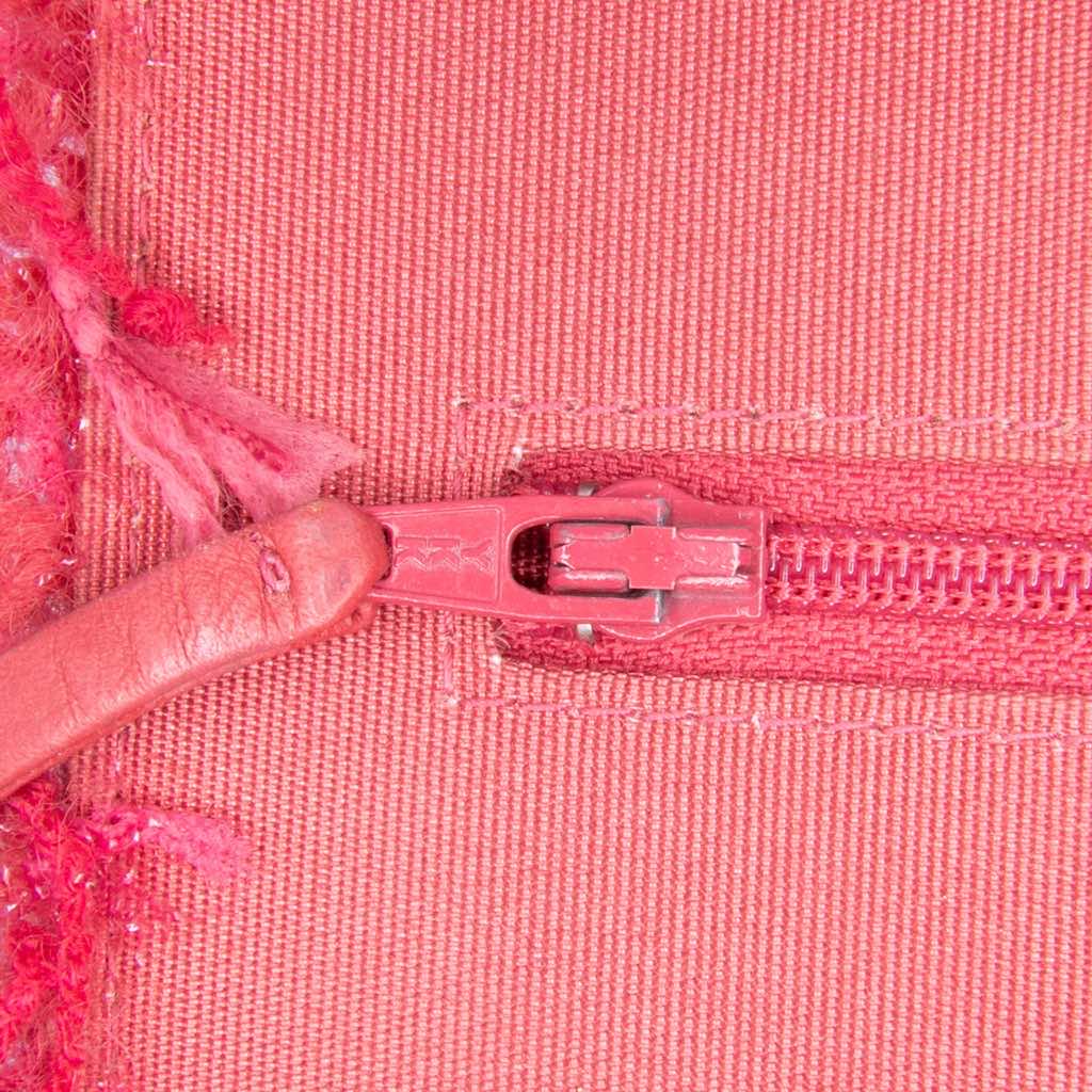 Chanel CC Tweed Wallet On Chain - Detail 2