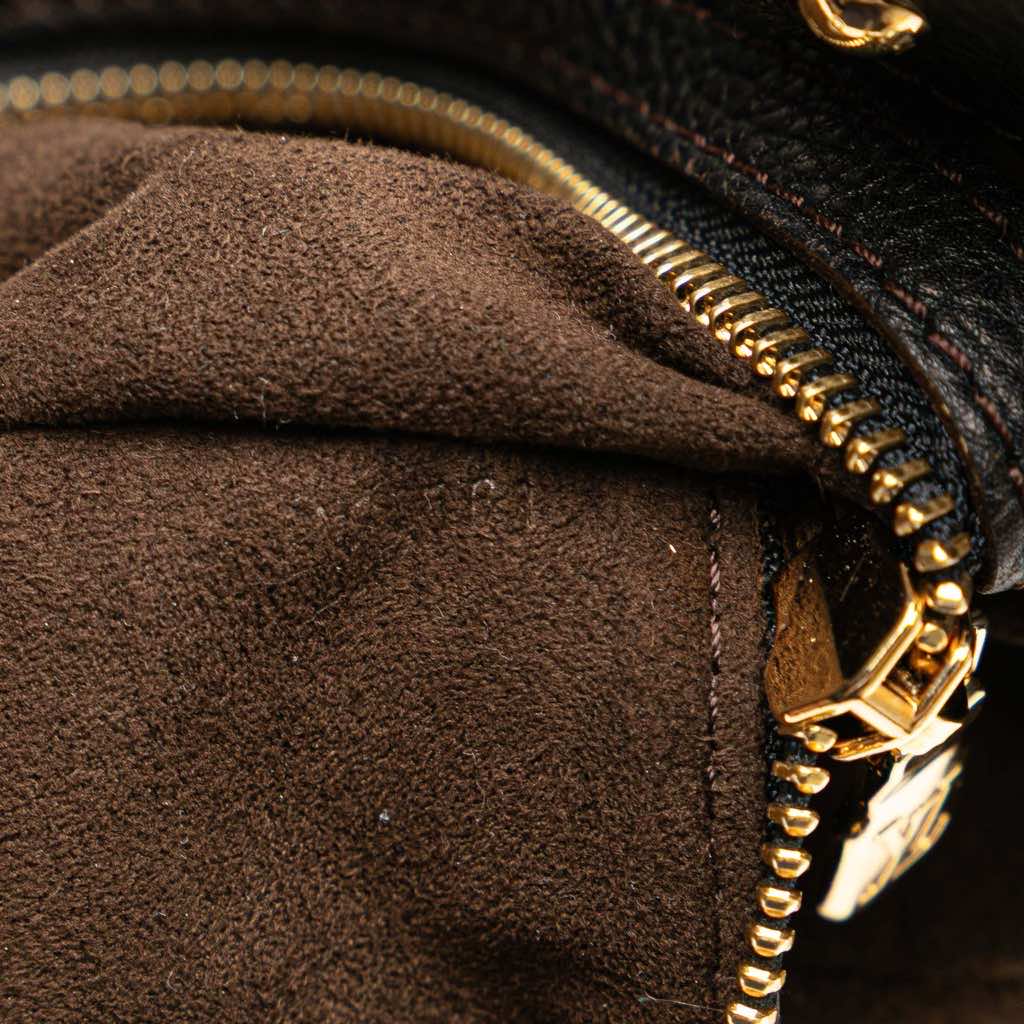 Louis Vuitton Monogram Mahina L - Detail 1