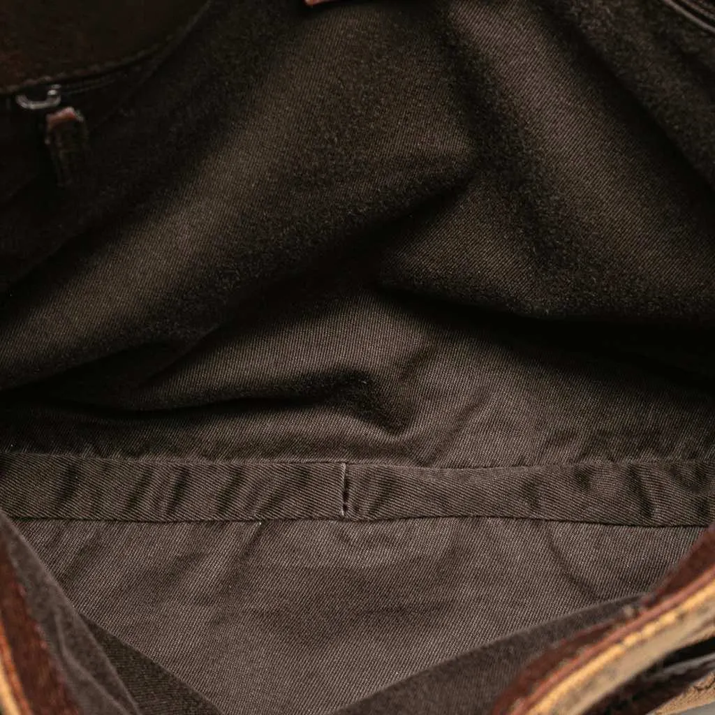Gucci GG Denim Horsebit Shoulder Bag Brown Denim Good - Model View
