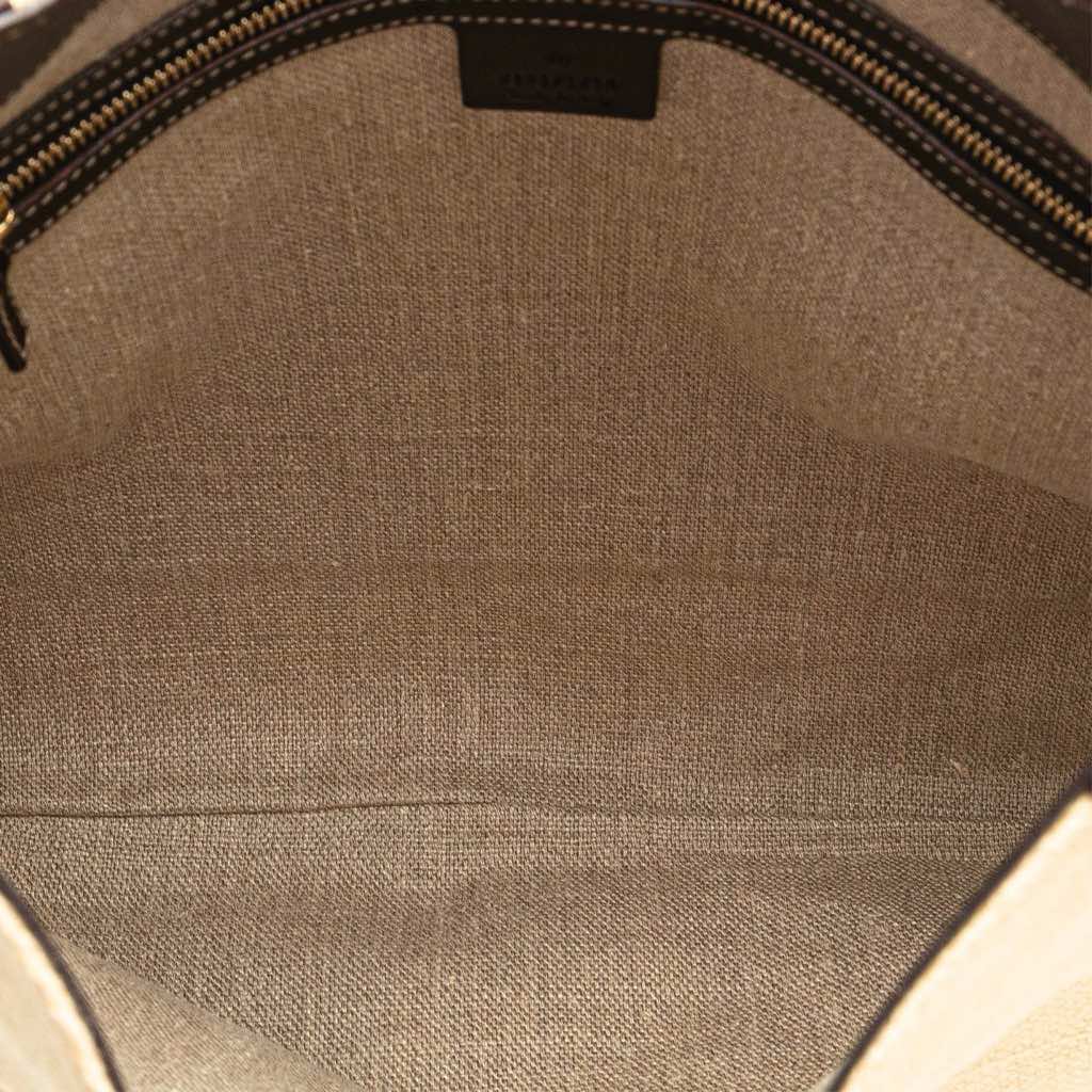 Gucci Raffia Hasler Hobo - 4