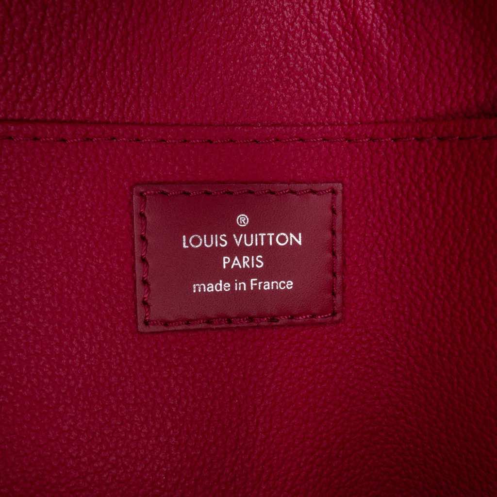 Louis Vuitton Epi Toiletry Pouch 26 - Side view