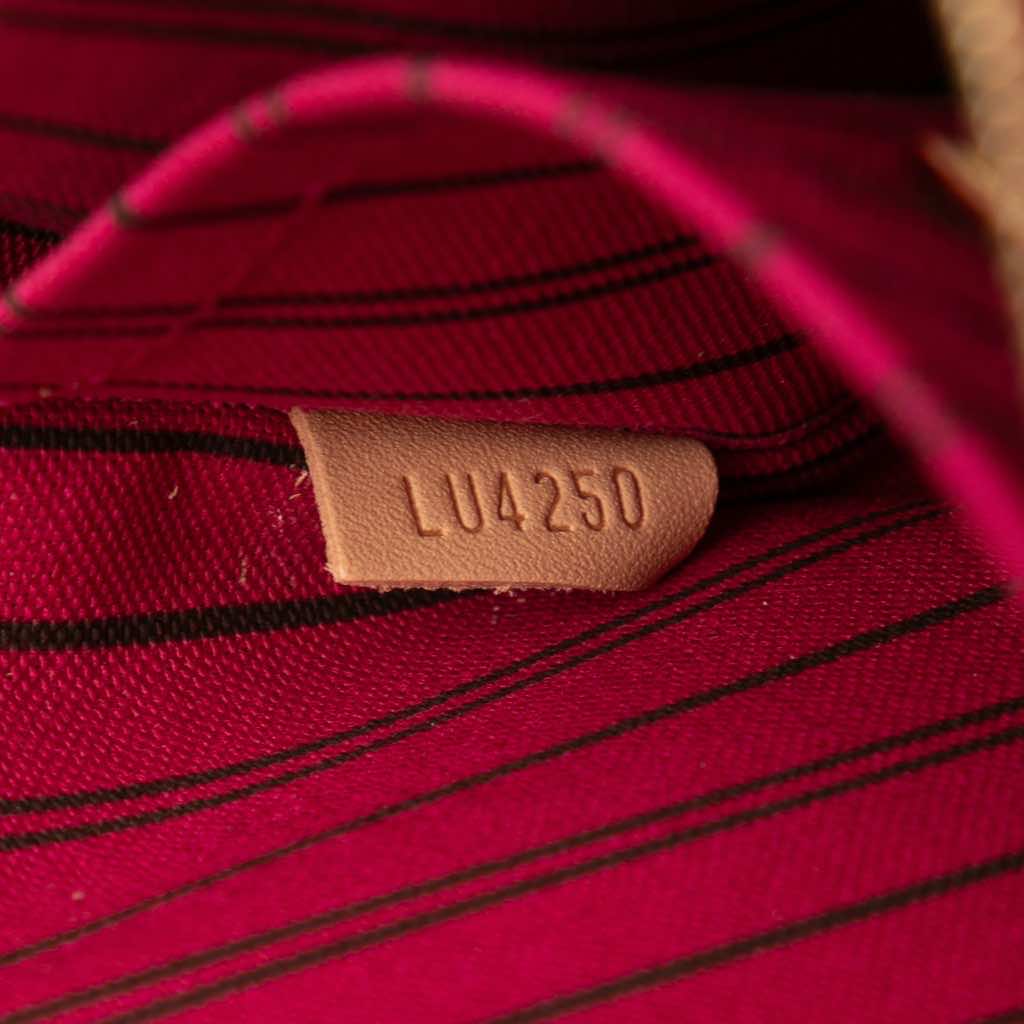Louis Vuitton Monogram Neverfull Pouch - Detail 1