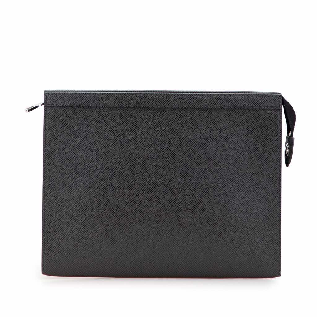 Louis Vuitton Taiga Pochette Voyage MM