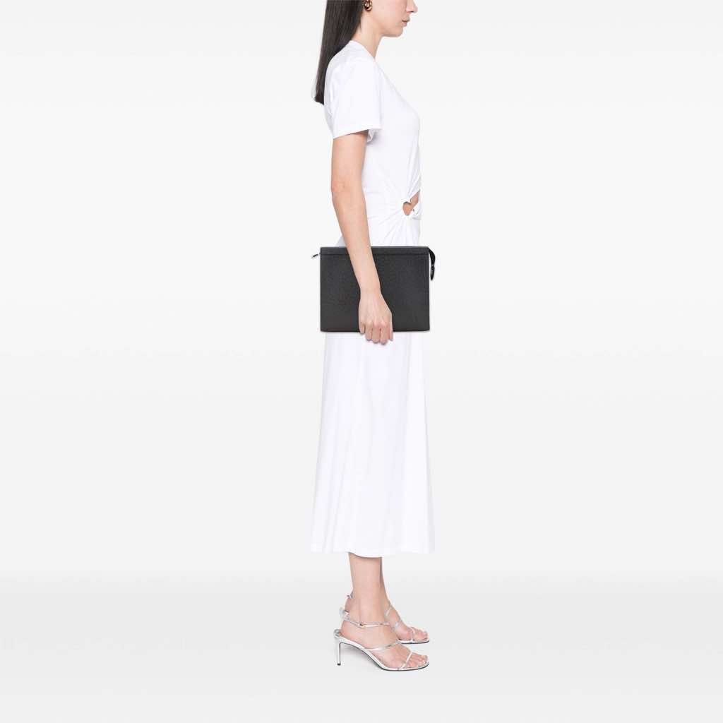 Louis Vuitton Taiga Pochette Voyage MM - Image 13