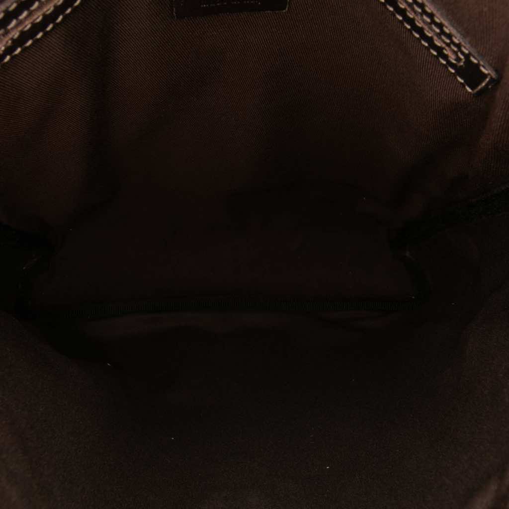 Gucci GG Supreme Crossbody - 4