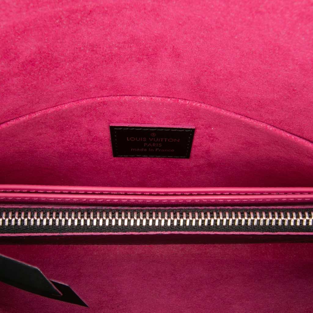 Louis Vuitton Epi Pochette Felicie - Side view