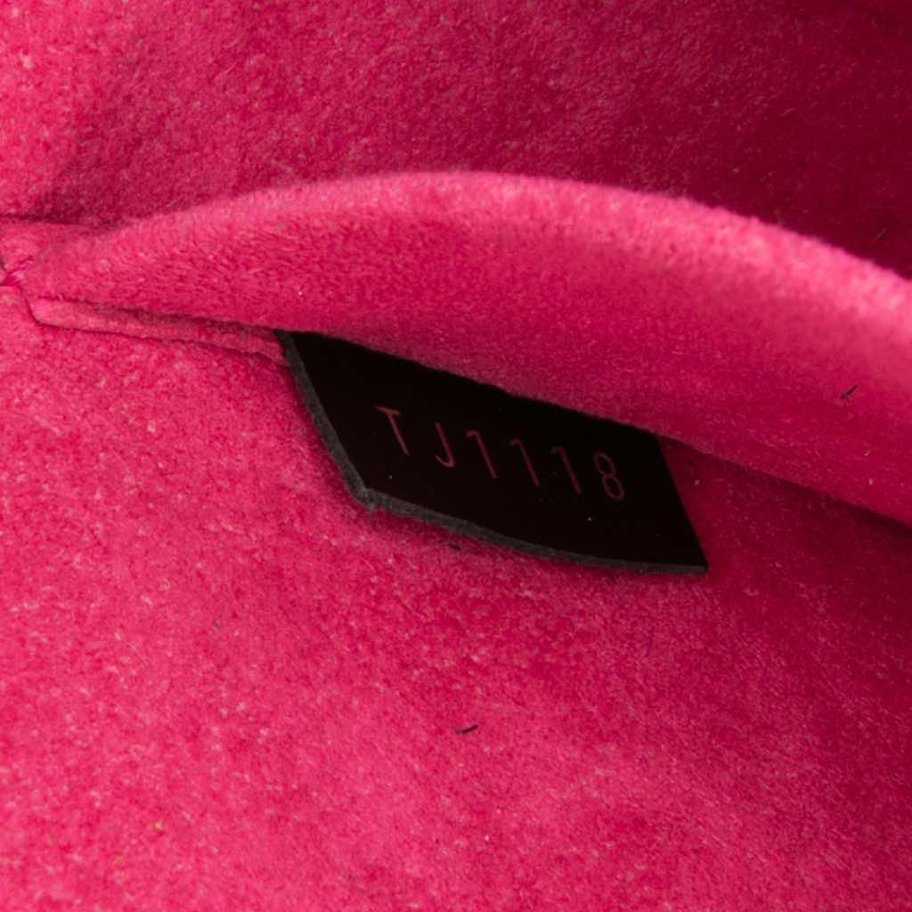 Louis Vuitton Epi Pochette Felicie - Detail 2