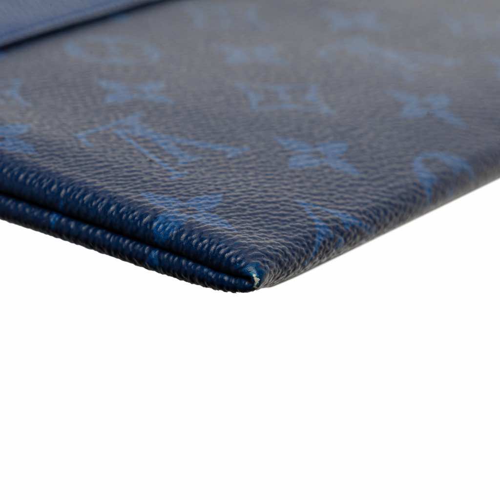 Louis Vuitton Monogram Taigarama Pochette Discovery PM - Image 10