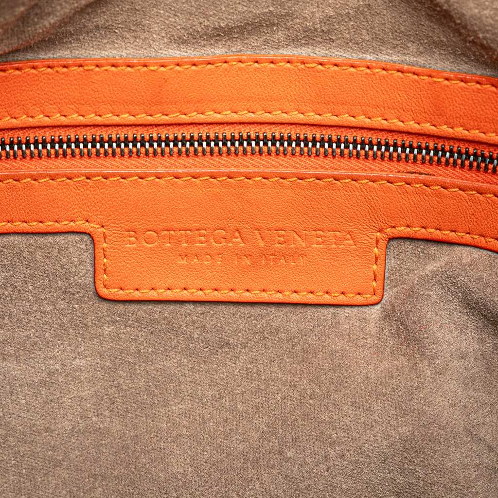 Bottega Veneta Medium Nappa Intrecciato Veneta Hobo - Side view