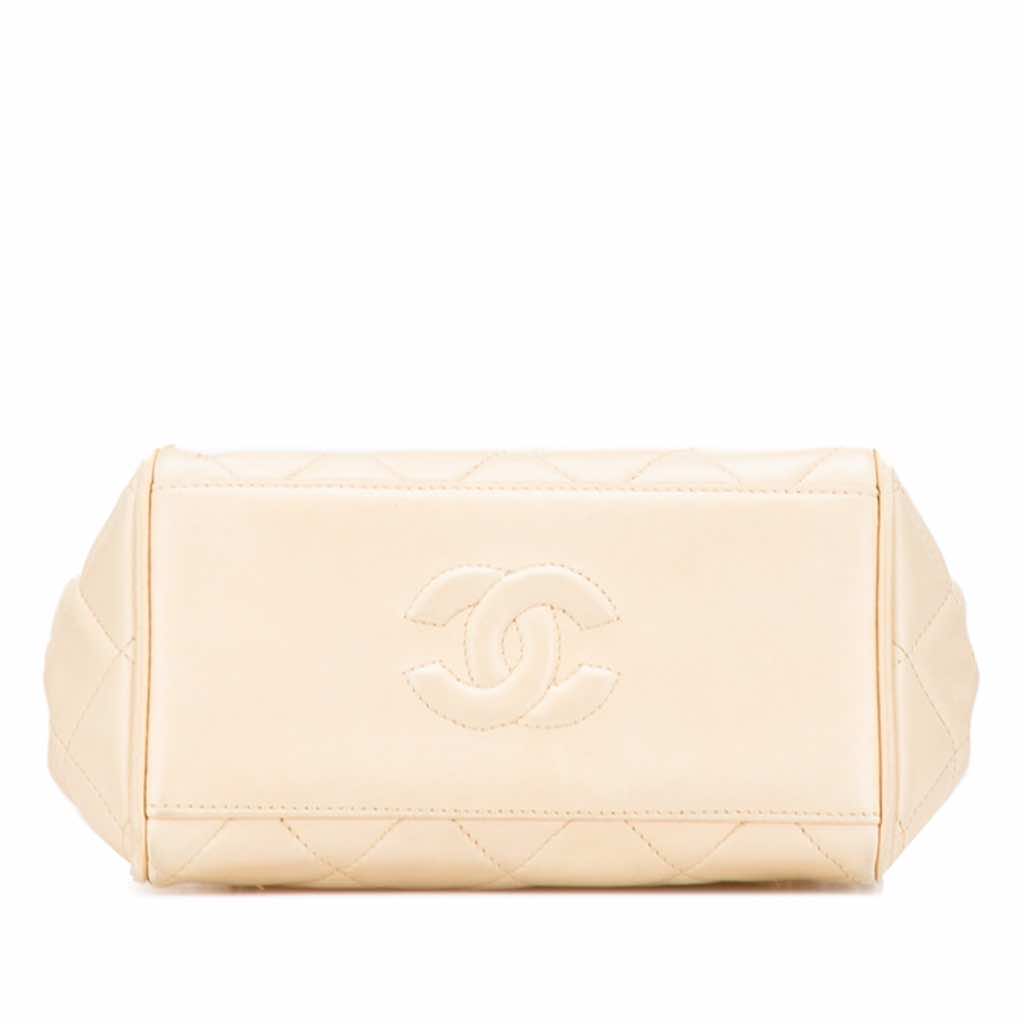 Chanel Quilted Lambskin Chain Shoulder Bag - 3