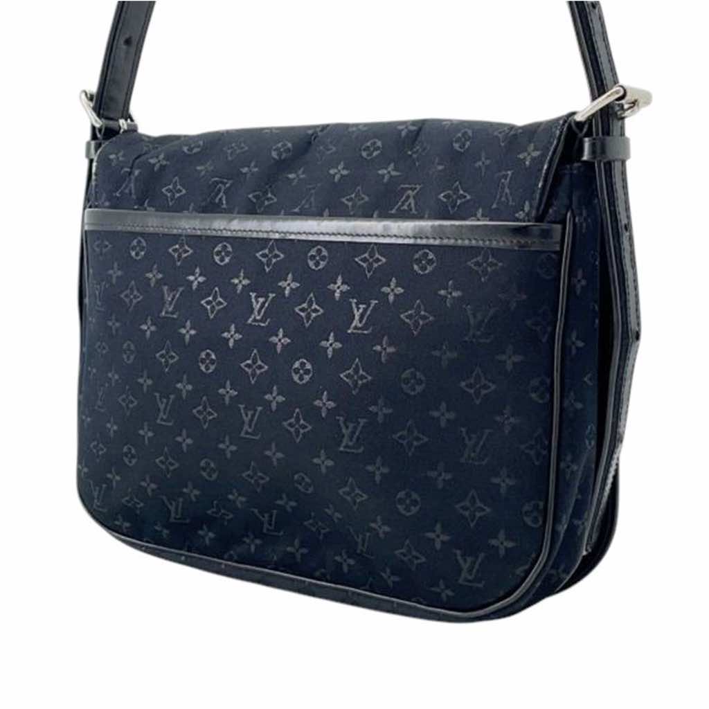 Louis Vuitton Limited Edition Monogram Patchwork Conte De Fees Musette Bag - 2