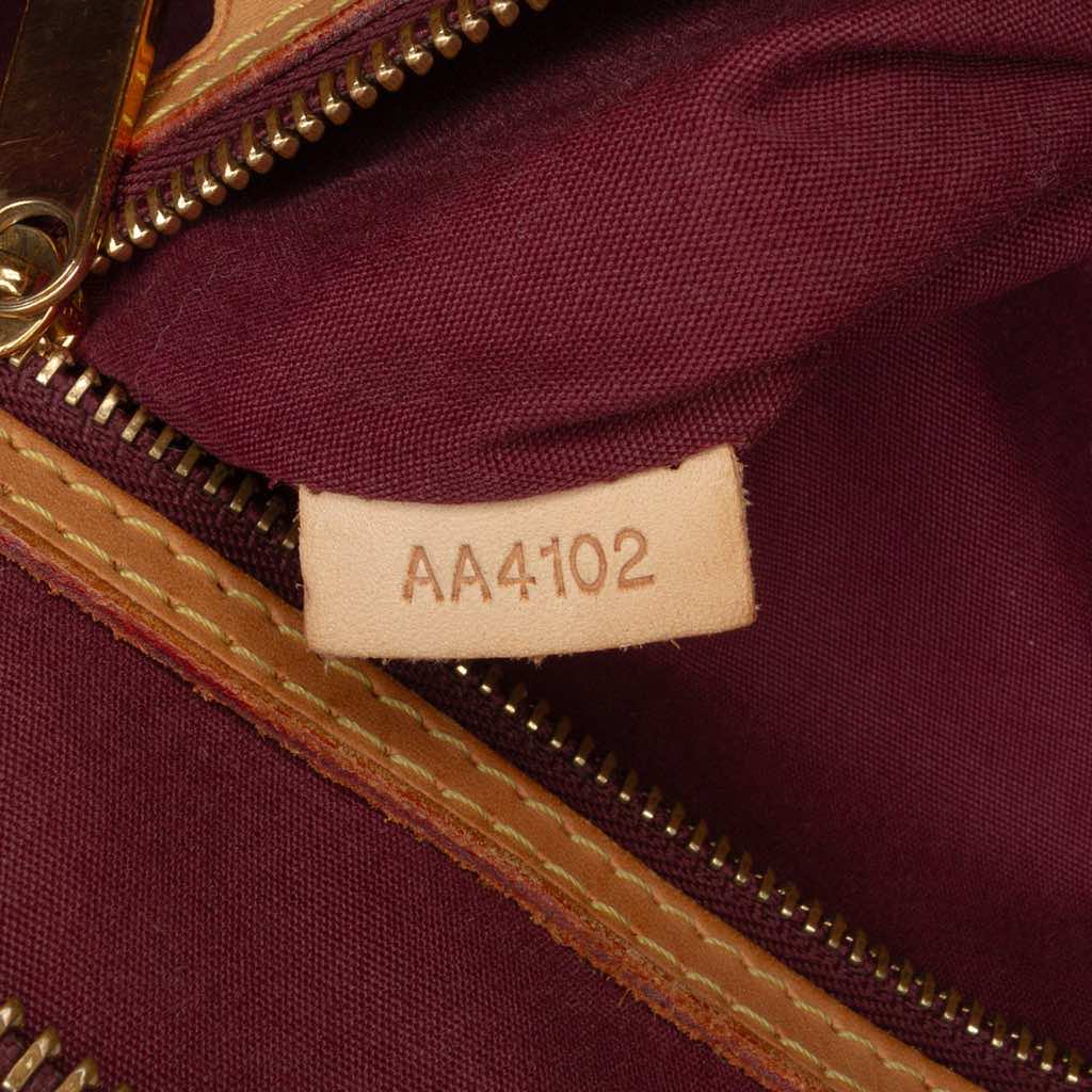 Louis Vuitton Monogram Vernis Brea MM - Side view