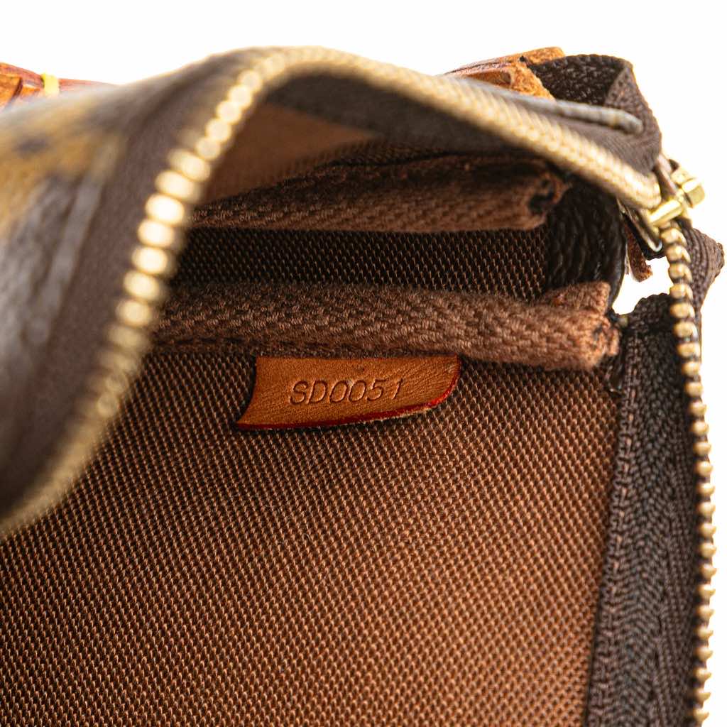 Louis Vuitton Monogram Pochette Accessoires - Side view