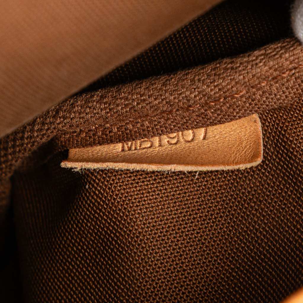 Louis Vuitton Monogram Saumur 30 - Detail 2