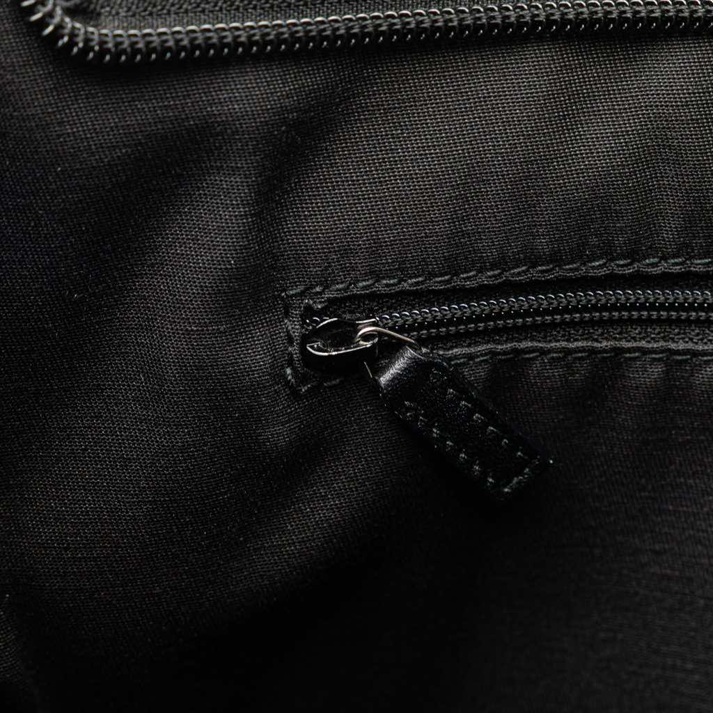 Gucci Embossed Leather Horsebit Abbey D Ring Crossbody - Detail 2