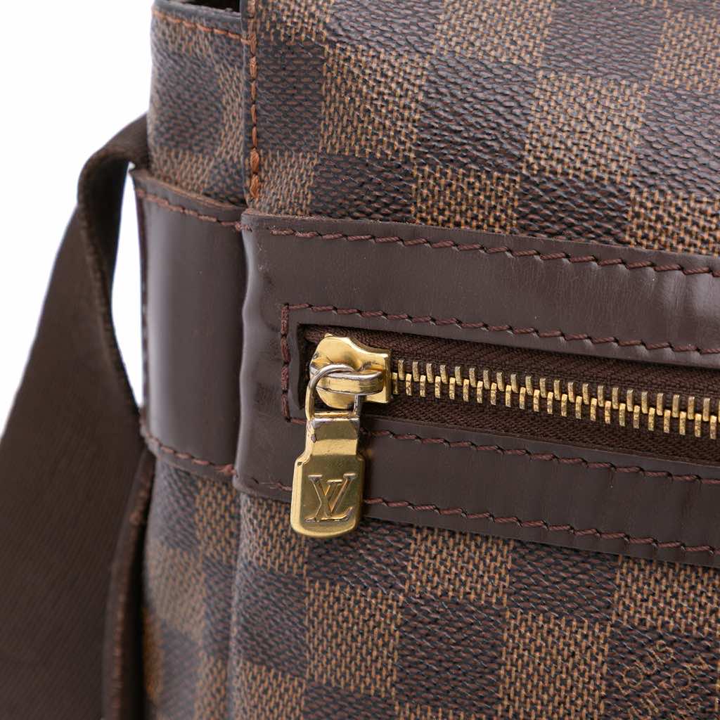 Louis Vuitton Damier Ebene Bastille - Image 10