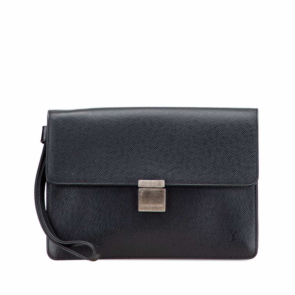 Louis Vuitton Taiga Selenga